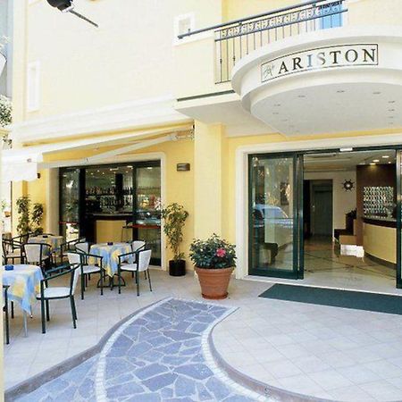 Hotel Ariston Misano Adriatico Esterno foto