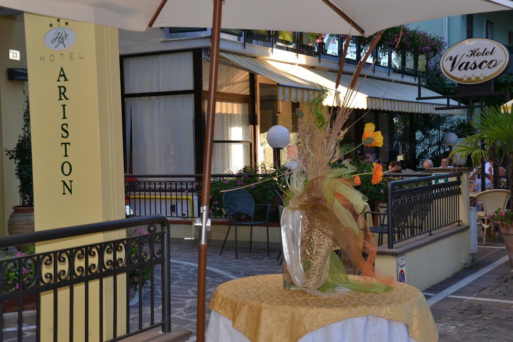 Hotel Ariston Misano Adriatico Esterno foto
